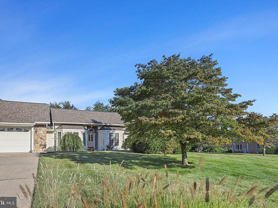 6337 Greenbriar Ln, Fayetteville, PA 17222 Zillow