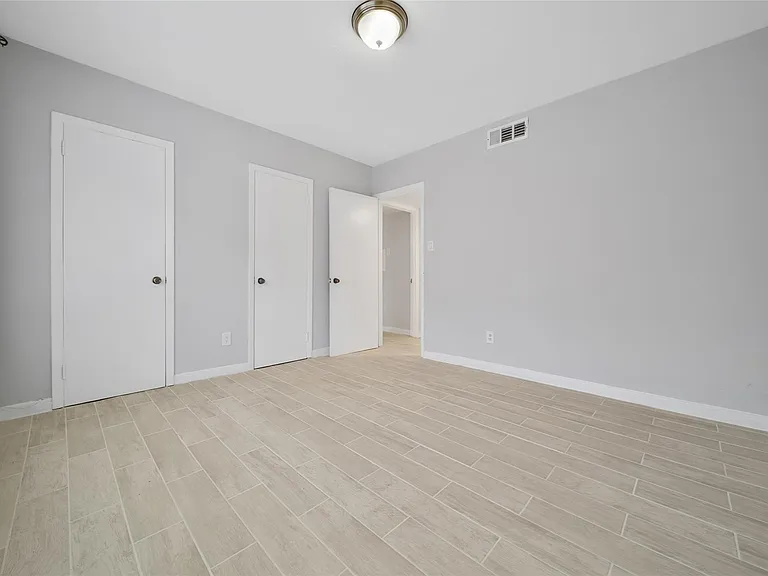 2822 Briarhurst Dr #45 — Photo 11