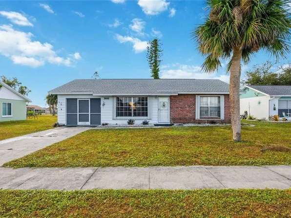 13569 Bennett Dr, Pt Charlotte, FL 33981