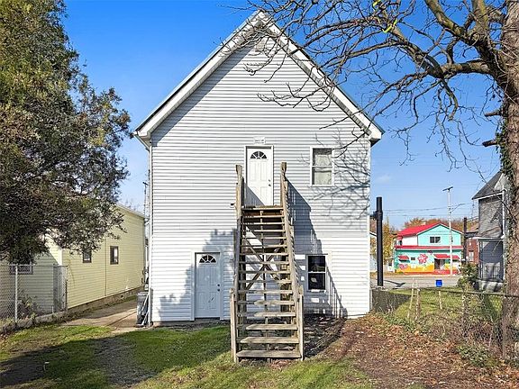 4th image of 549 E 12th St #549