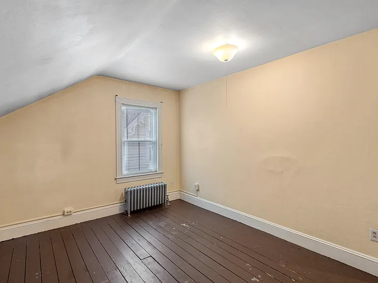 12 Lincoln Ave — Photo 12