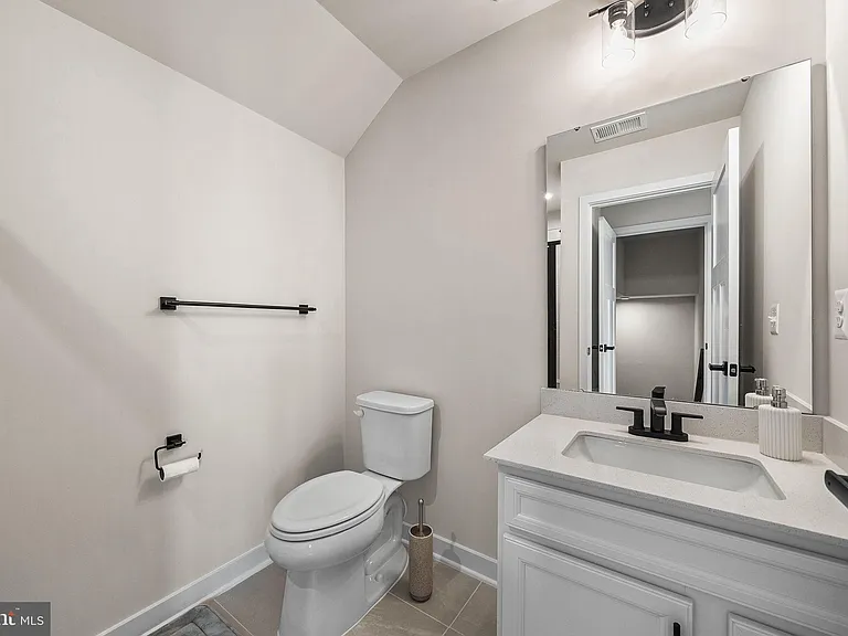 46269 Mount Kellogg Ter — Photo 45