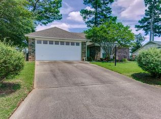 117 Eastline Rd, Wake Village, TX 75501