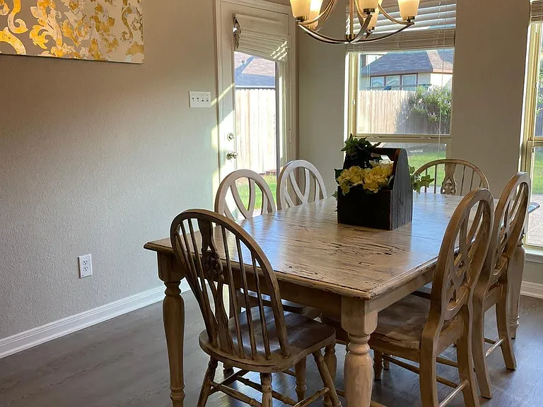 8218 Northgate Loop — Photo 6