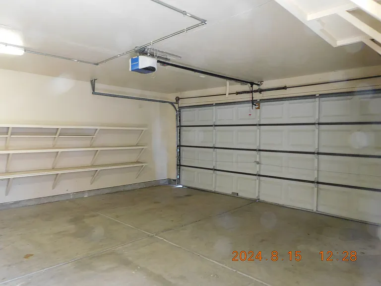 1559 W 14th St — Photo 15