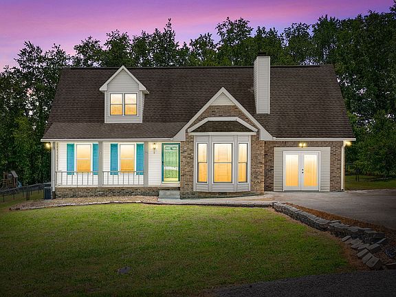 2nd image of 105 Lynx Dr