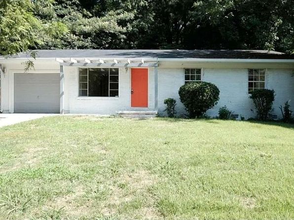 85 Delmoor Dr NW