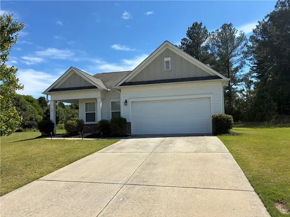 12 Smarty Jones Ct, Cartersville, GA 30120