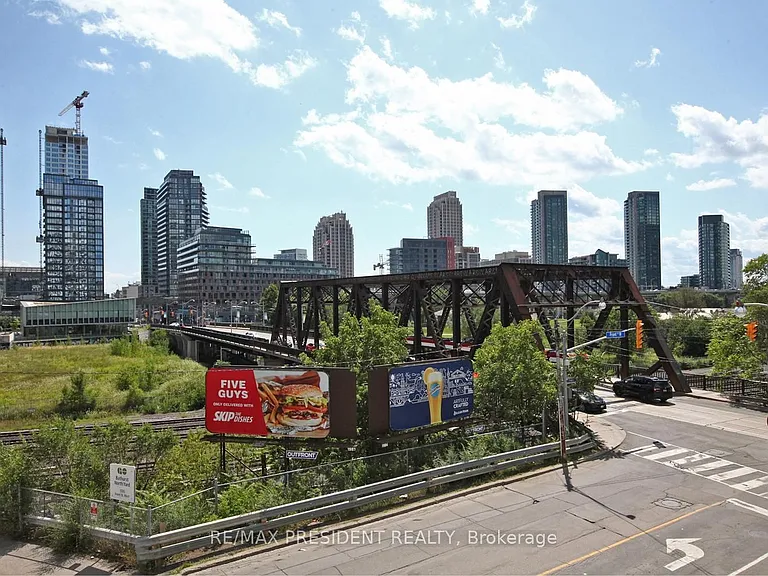 27 Bathurst St #404W — Photo 25