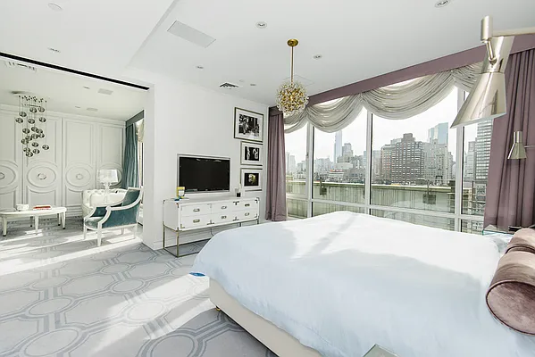 Sold by Corcoran | media 18