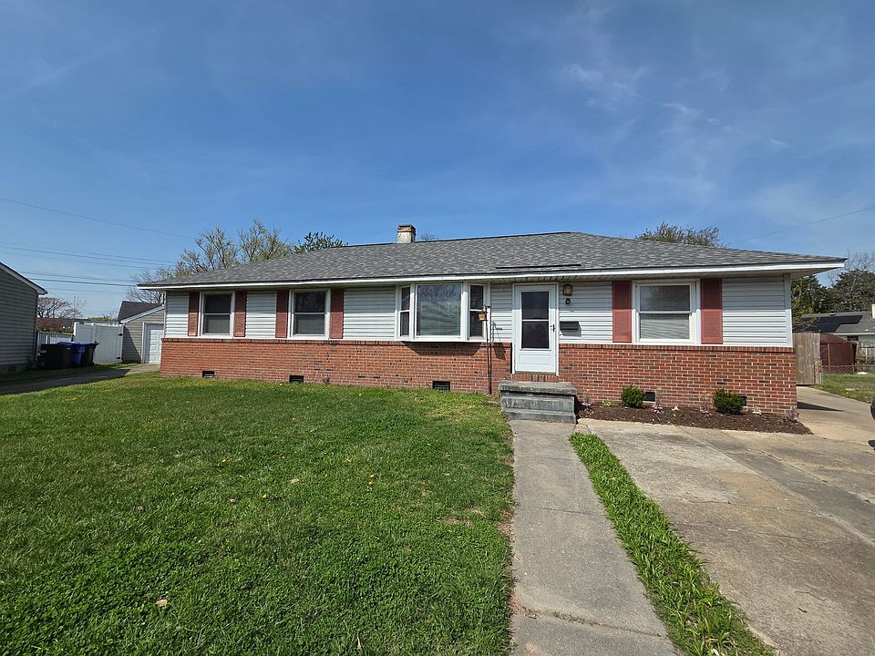 1st image of 1724 N Lakeland Dr