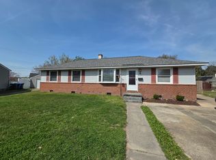 1724 N Lakeland Dr, Norfolk, VA 23518