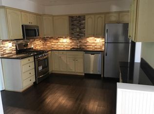 27371 Markbarry Dr, Euclid, OH 44132