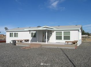 101 Golf Ct N, Mattawa, WA 99349