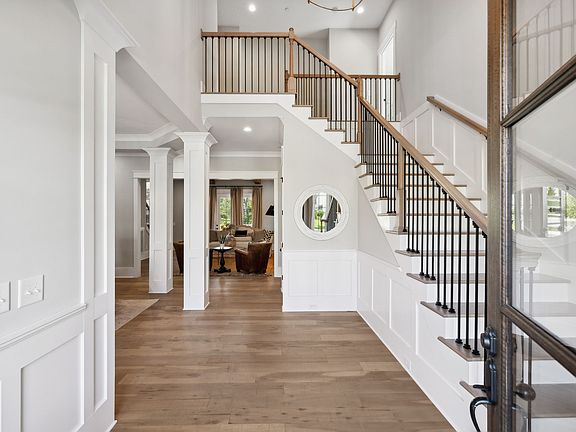 3rd image of 220 Bishops Gate Dr