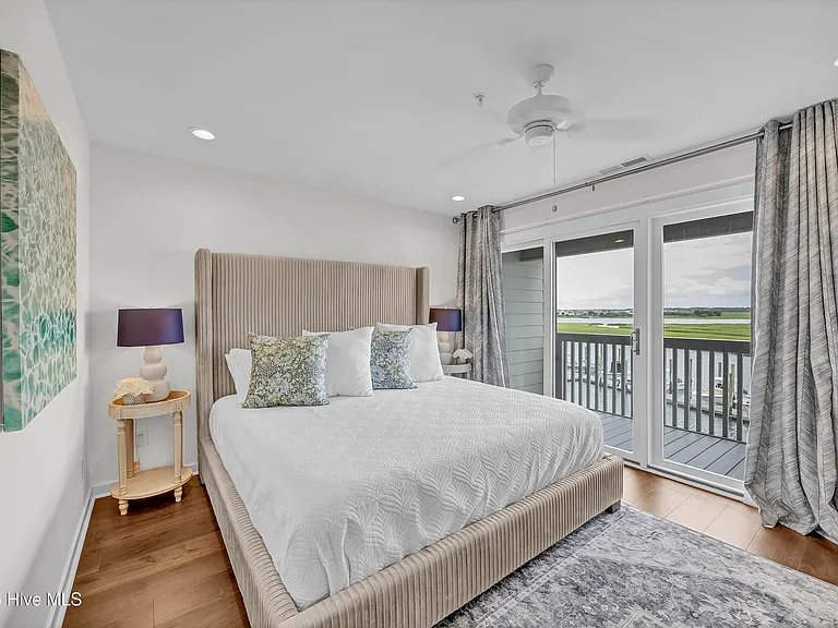 2307 N Lumina Avenue Ext #D — Photo 19