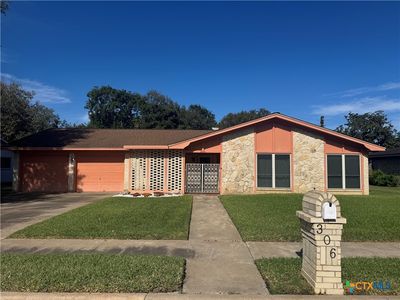 306 Mossy Oaks Ln, Victoria, TX, 77904