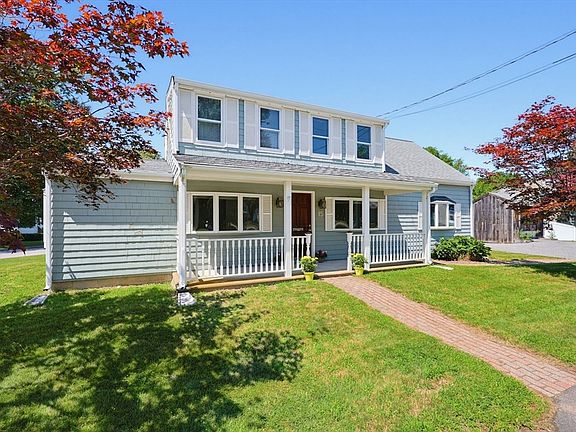 2nd image of 15 Fiske St