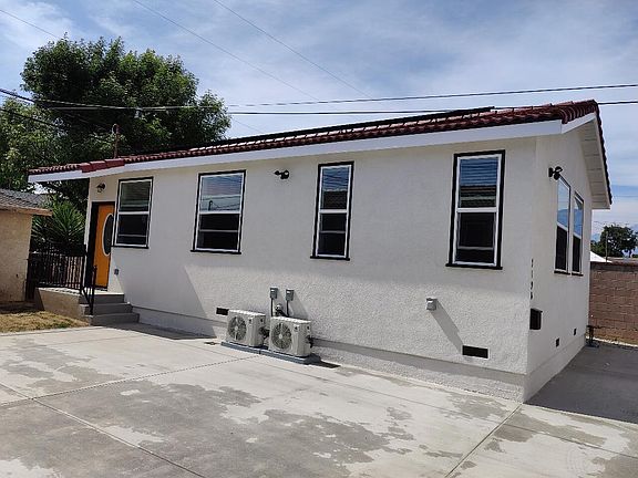 2nd image of 719B N Vine Ave
