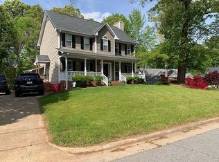 1812 Betry Pl, Raleigh, NC 27603