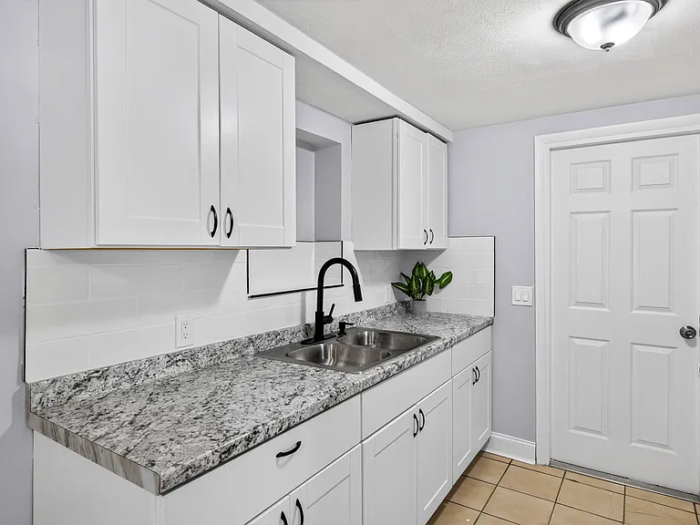 6012 Redwood Dr — Photo 6