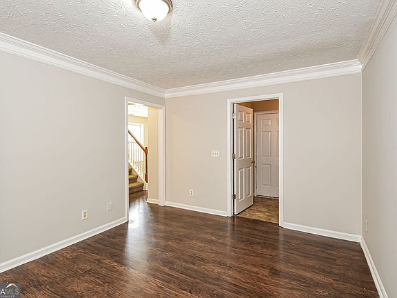 3rd image of 3328 River Run Trl