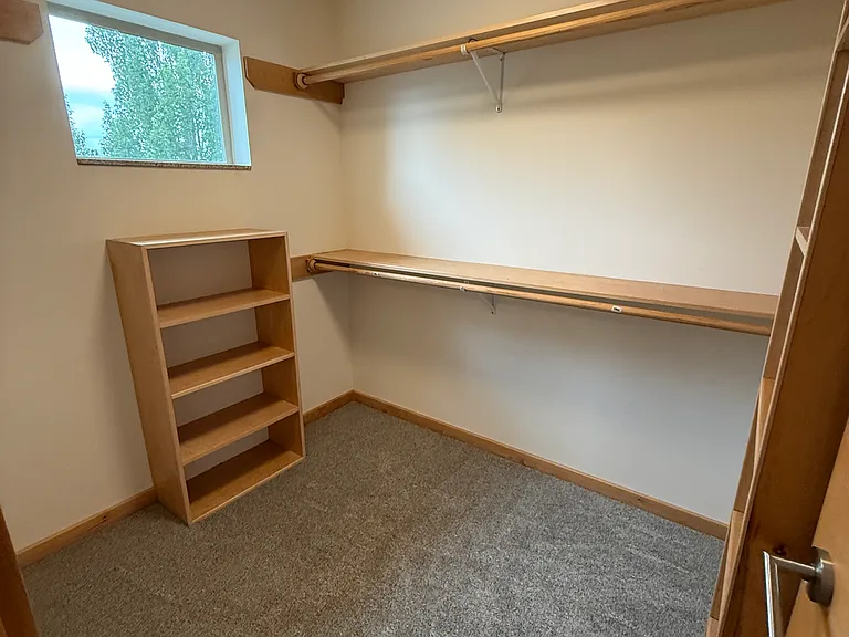 19352 Viking Ave NW — Photo 14
