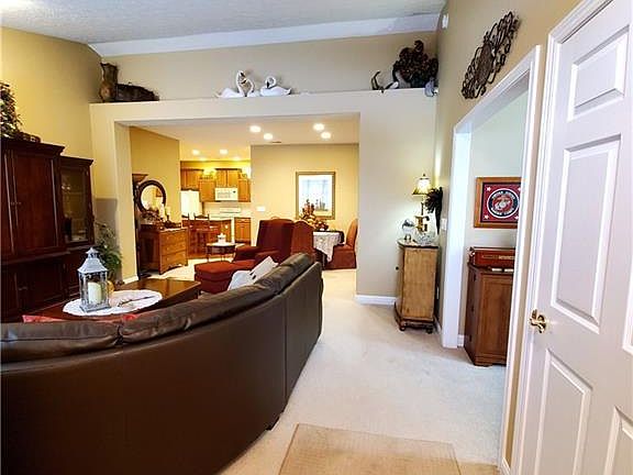 5th image of 6893 Park Square Dr Unit C