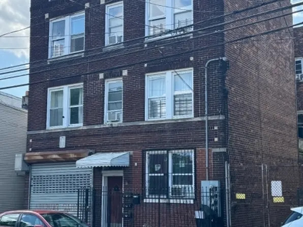 66 Stone St, Newark City, NJ 07104