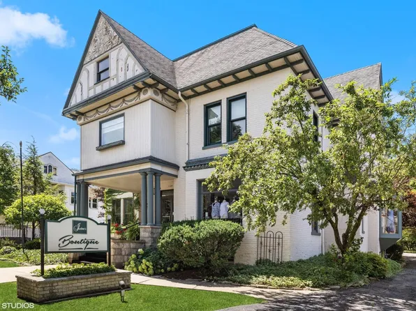 1104 Indiana Ave, La Porte, IN 46350