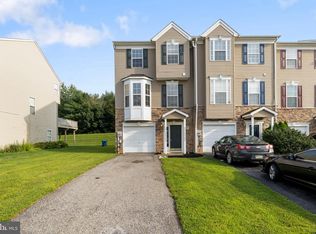 3825 Armory Ln #3825, York, PA 17408