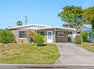 11355 2nd St E, Treasure Island, FL 33706