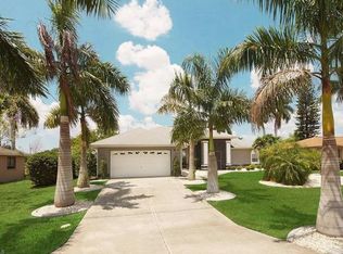 1426 SE 23rd Pl, Cape Coral, FL 33990