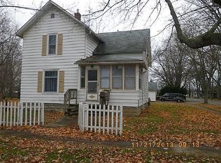 222 N Douglas Ave, Three Rivers, MI 49093