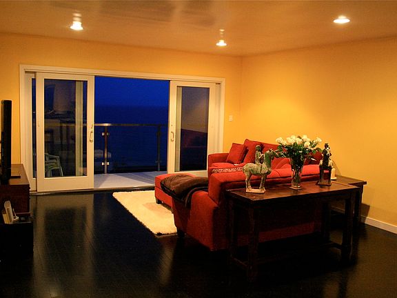 3rd image of 18147 Coastline Dr APT 4