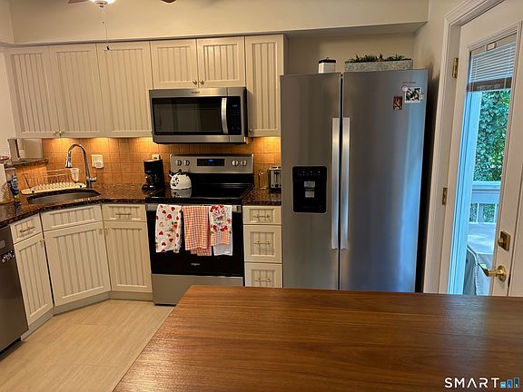 4th image of 90 Manorwood Drive #90