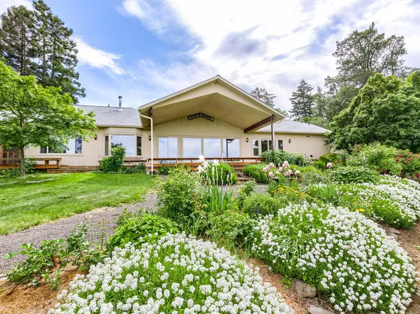 1340 Anderson Creek Rd, Talent, OR 97540