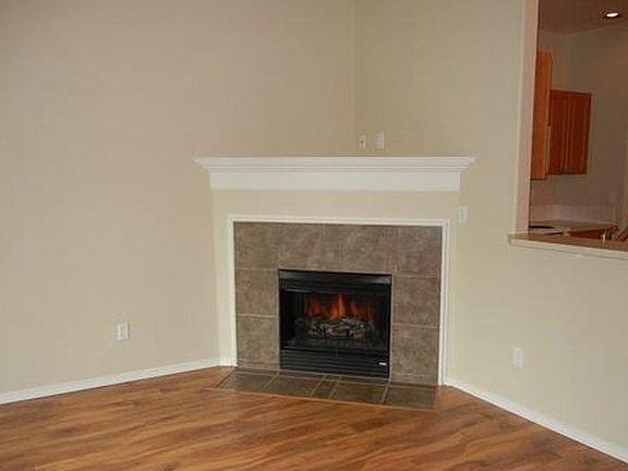 3rd image of 1038 SE Alika Ave