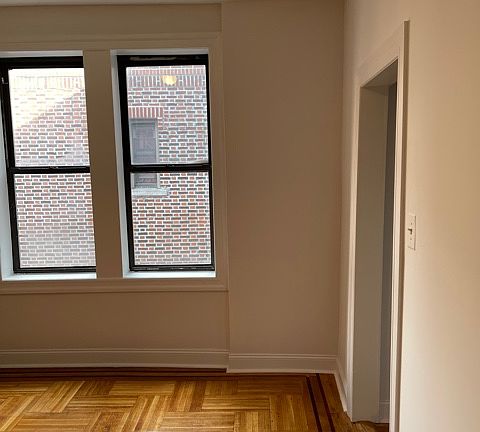3rd image of 300 Sullivan Pl APT F11