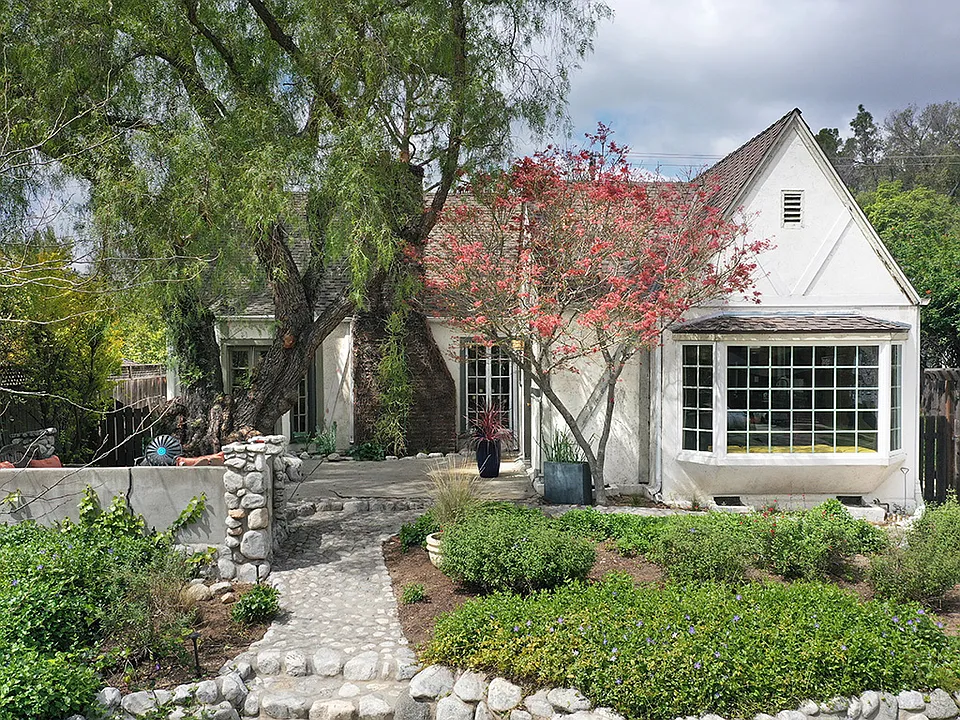 1903 Pepper Dr