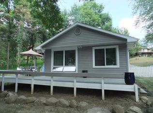 S7624 W Grandview Ave, Merrimac, WI 53561