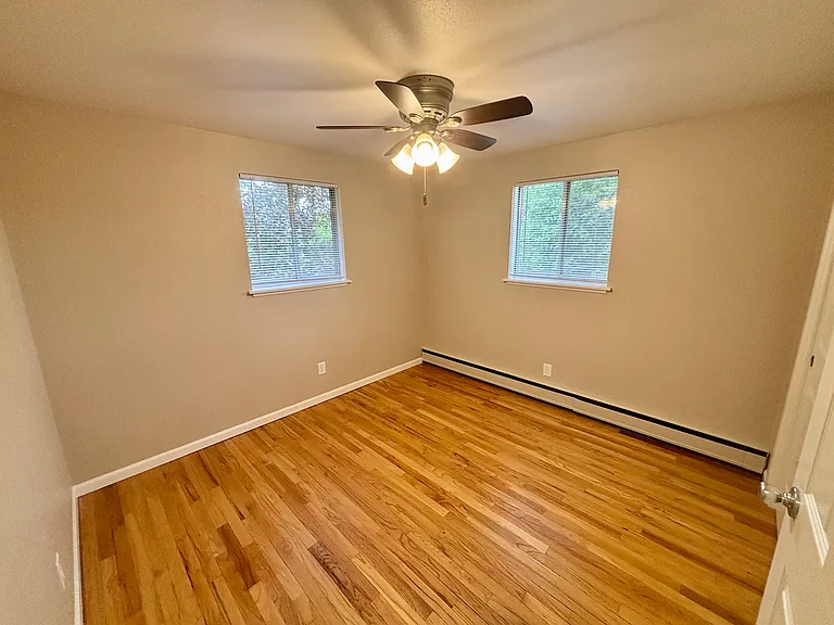2210 Catalpa Rd #D — Photo 8
