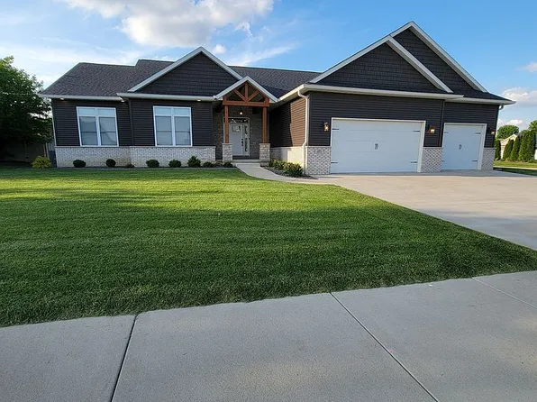 101 W Lee St, Tremont, IL 61568
