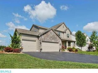 945 McMunn St, Pickerington, OH 43147