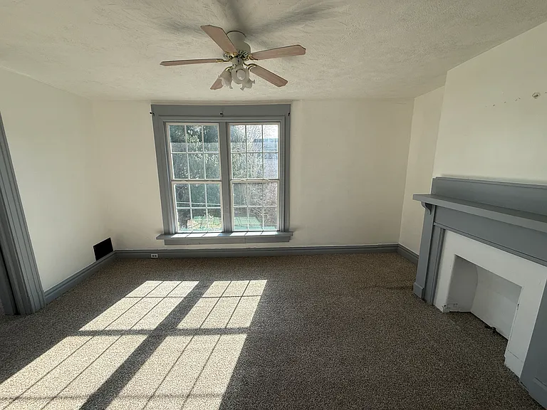 701 N Huron St #2 — Photo 2