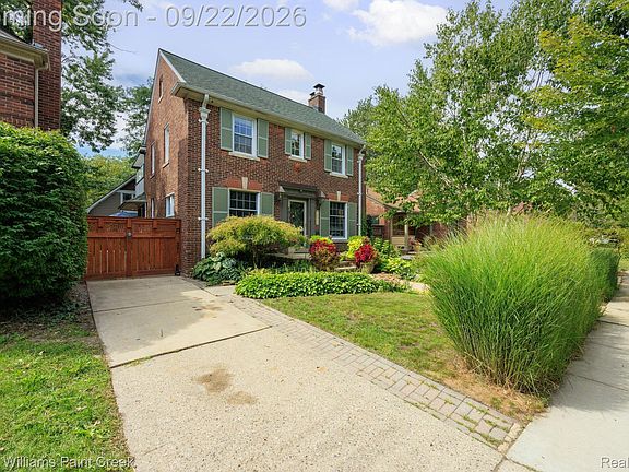 2nd image of 4199 Bishop St