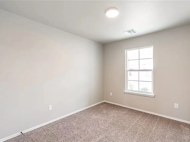 9201 SW 44th Ter — Photo 17