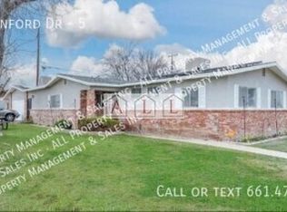 301 Sanford Dr #5, Bakersfield, CA 93308