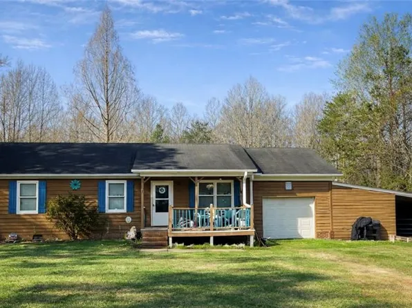 7601 Happy Hill Rd, Kernersville, NC 27284
