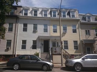 586 E 4th St #3, Boston, MA 02127